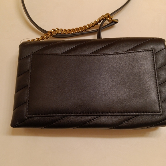 Tory Burch designer mini bags Kira Chevron Chain Wallet in Black mainTory Burch - Picture 3 of 13
